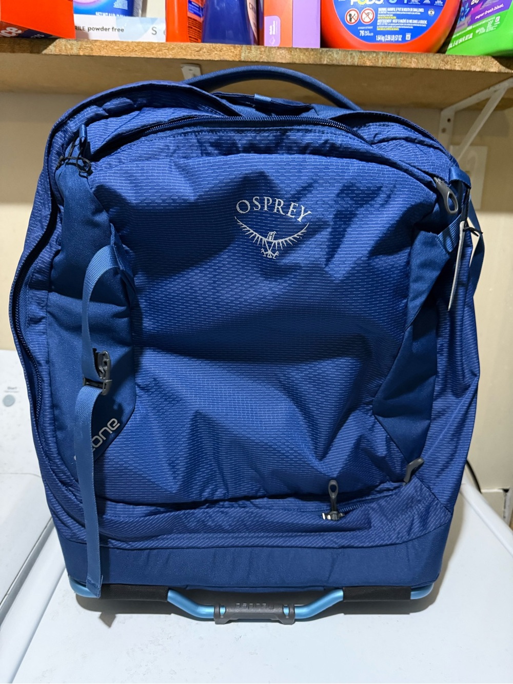 OSPREY Men's Royal Blue Travel Backpack